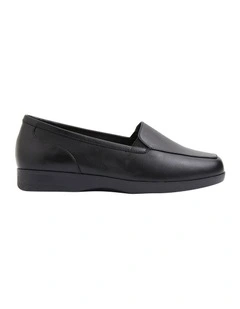 Verse Black Glove Flat Shoes
