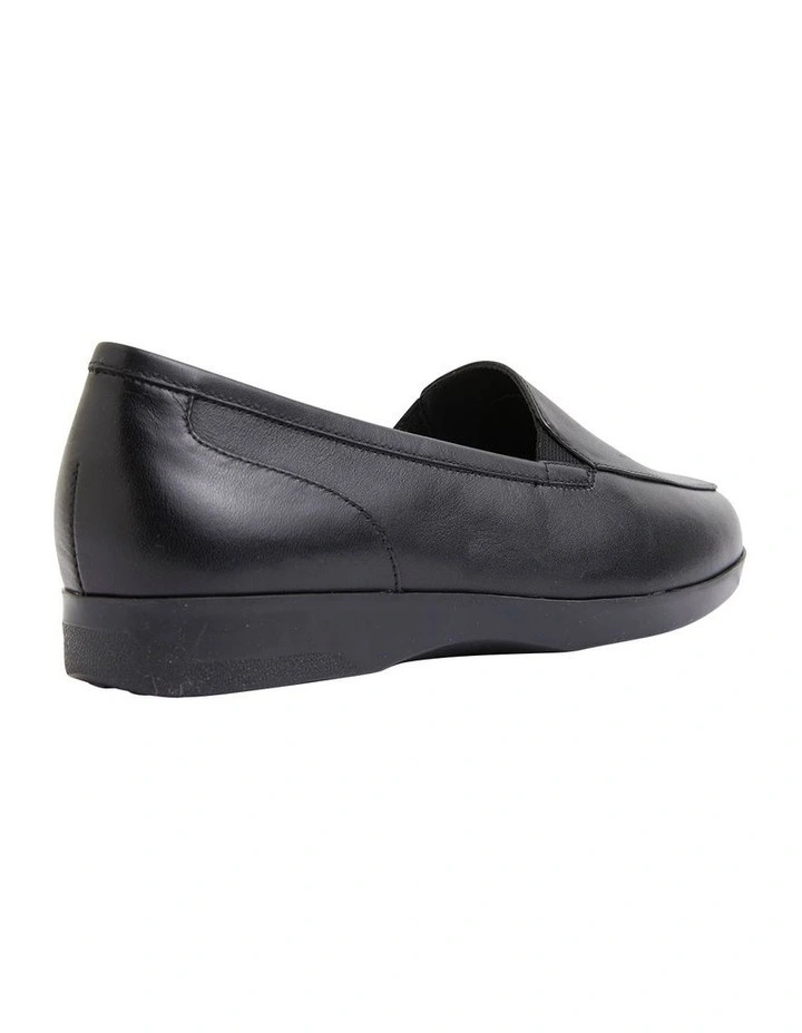 Verse Black Glove Flat Shoes image 4