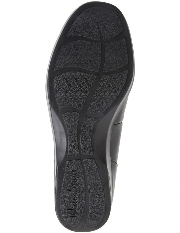 Verse Black Glove Flat Shoes image 6