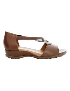 Caroline Sandals in Brown Leather