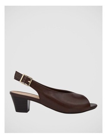 BROWN GLOVE colour