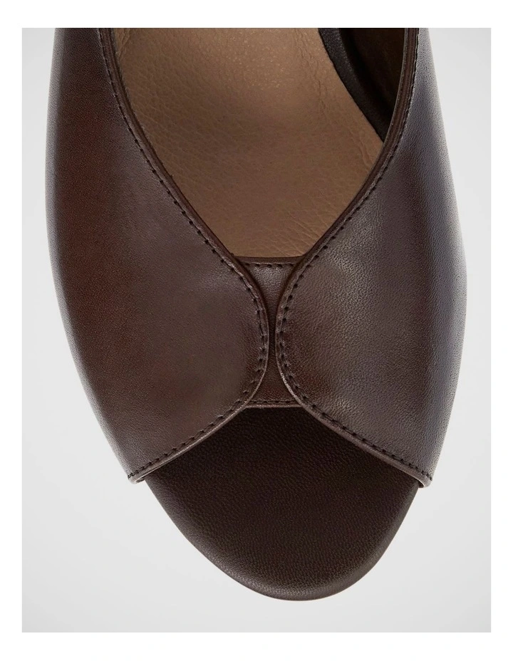 Hilda Sandals in Brown Leather image 4