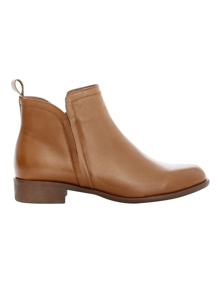Lance Leather Boots in Mid Brown image 1