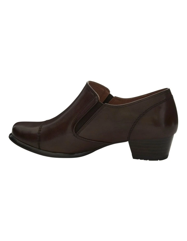 Dave Flat Shoes in Brown Leather image 3