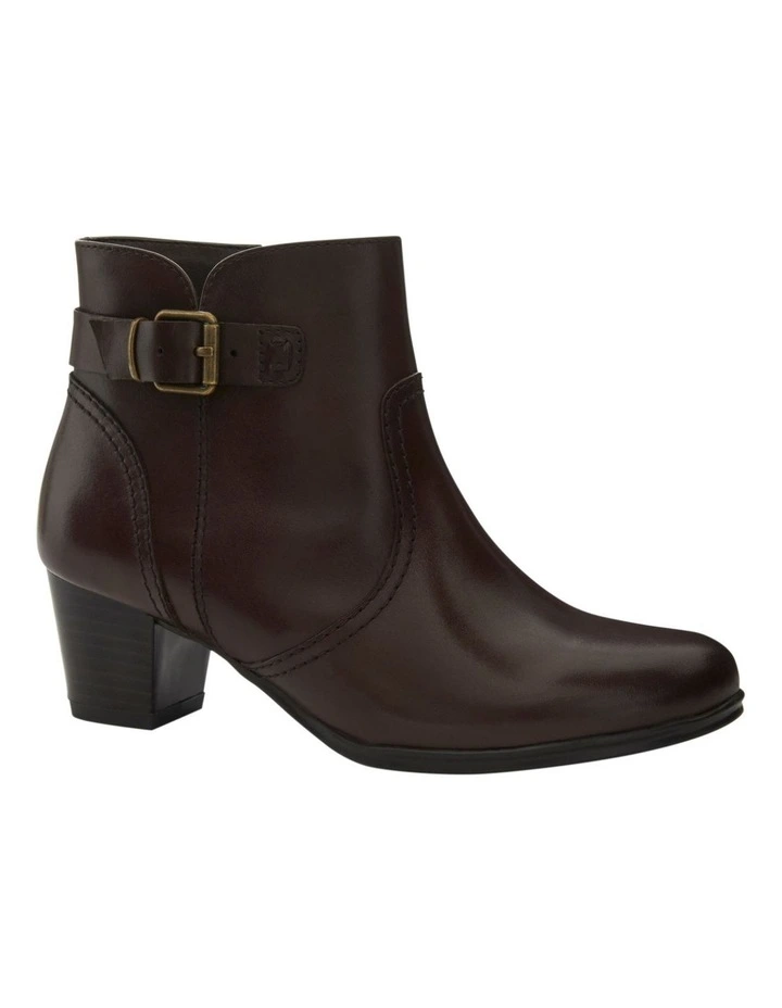 Mascot Boots in Brown Leather image 2