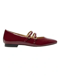Freda Flat Shoes in Wine Patent