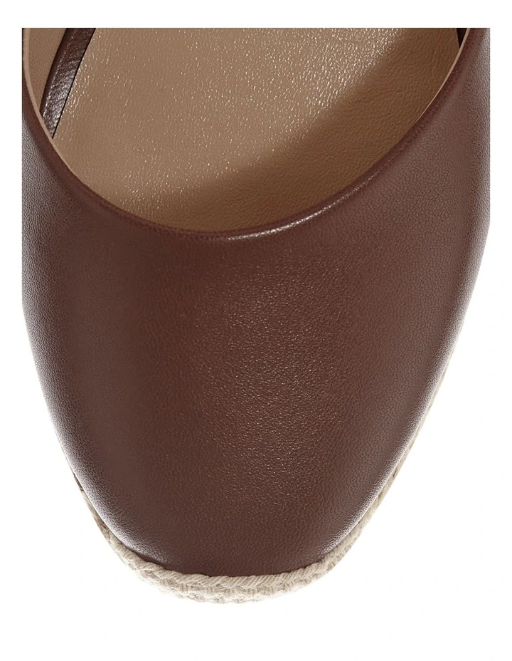 Peru Wedges in Chocolate Leather image 4