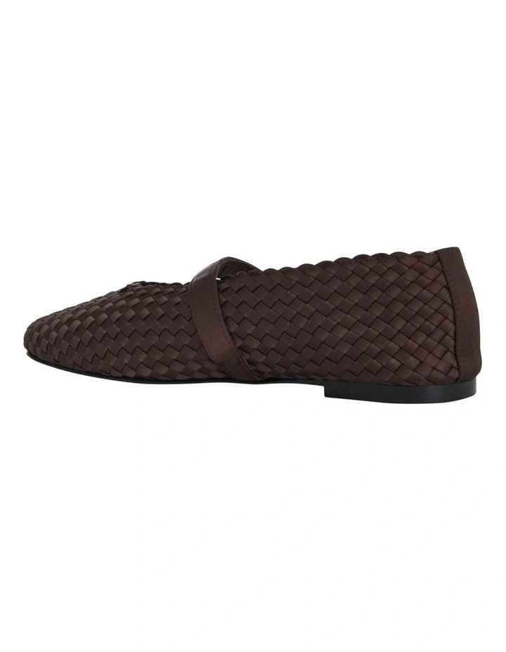 Ezra Flat Shoes in Chocolate Weave image 4