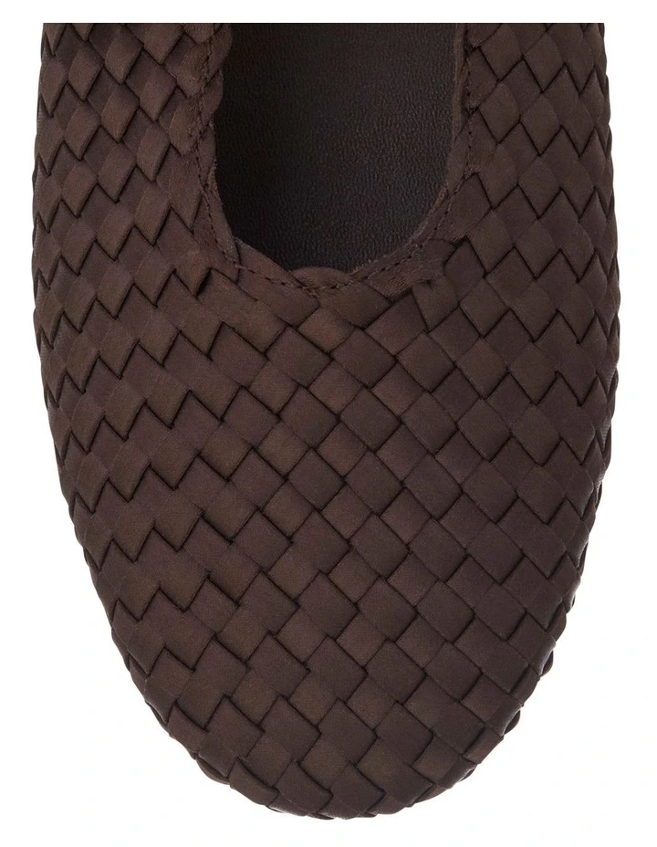 Ezra Flat Shoes in Chocolate Weave image 5