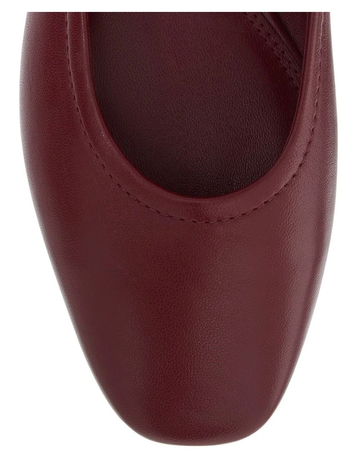 Petina Flat Shoes in Red Leather image 4
