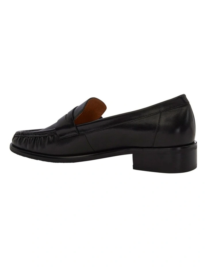 Turner Loafers in Black Leather image 3