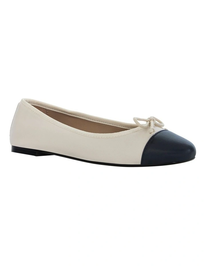 Femme Ballet Flats in Navy Leather/Ivory image 2
