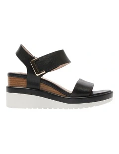 Iris Sandals in Black Leather