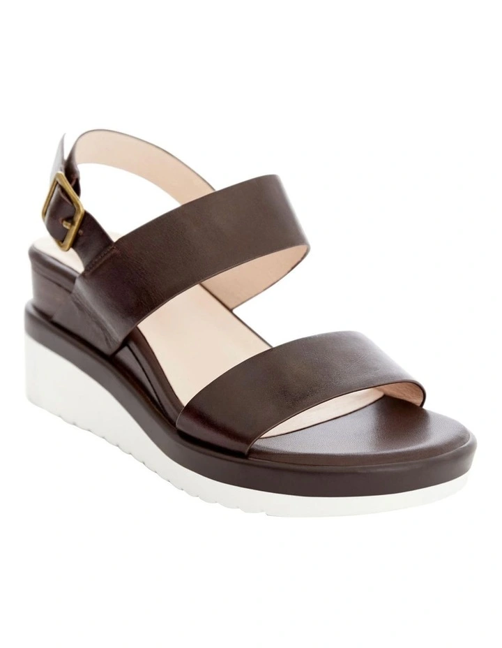 Indiana Heeled Shoes in Chocolate Glove image 2