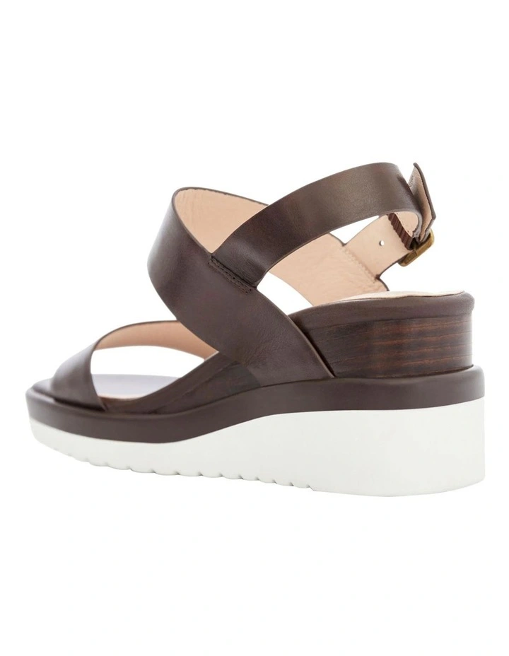 Indiana Heeled Shoes in Chocolate Glove image 3