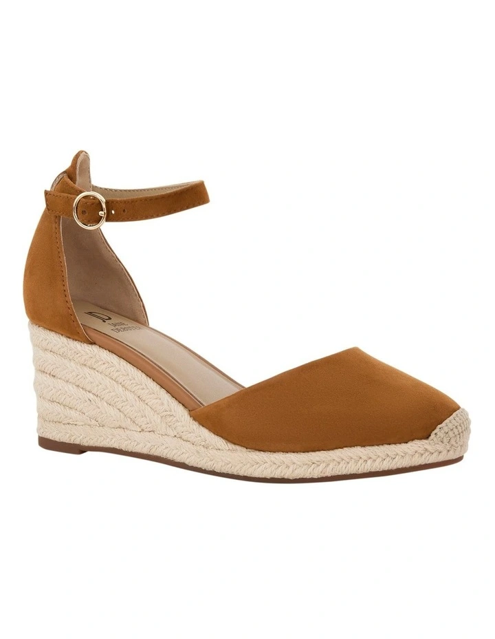 Peru Shoes in Tan Suede image 2