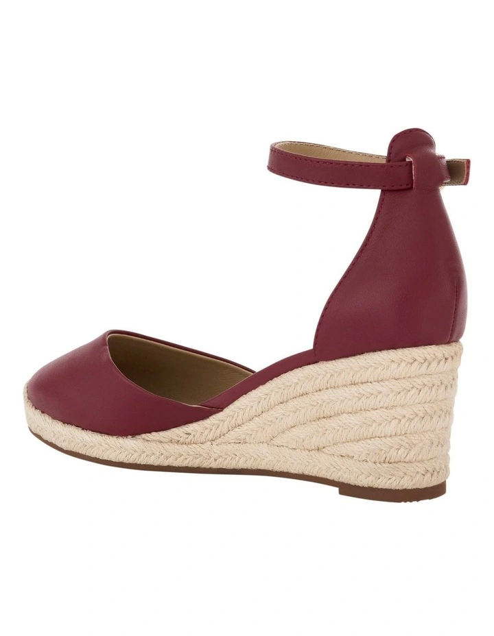 Peru Shoes in Red Leather image 3