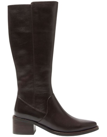 Chocolate Glove colour