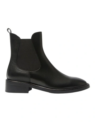 Cedric Boots in Black Leather