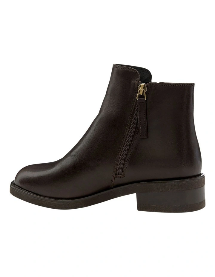Bethany Ankle Boots in Chocolate Leather image 3