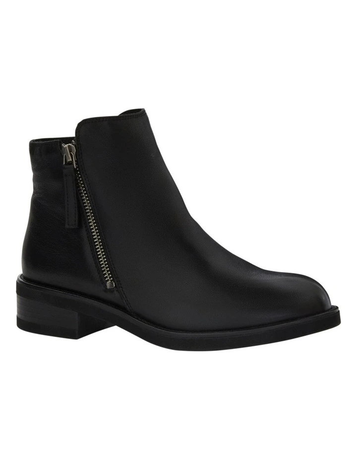 Bethany Ankle Boots in Black/Black Leather image 2