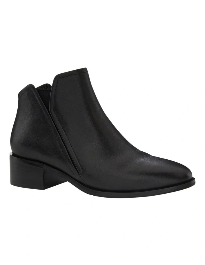 Riot Boots in Black Leather image 2