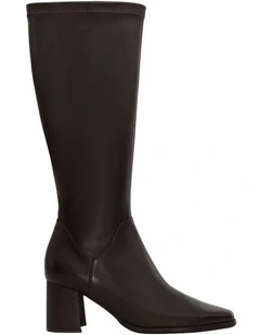 Altona Boots in Chocolate Leather/Stretch
