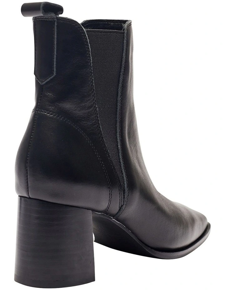 Lachlan Black Glove Boots image 4
