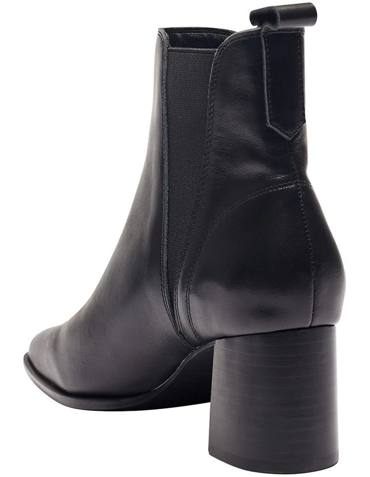Lachlan Black Glove Boots image 6