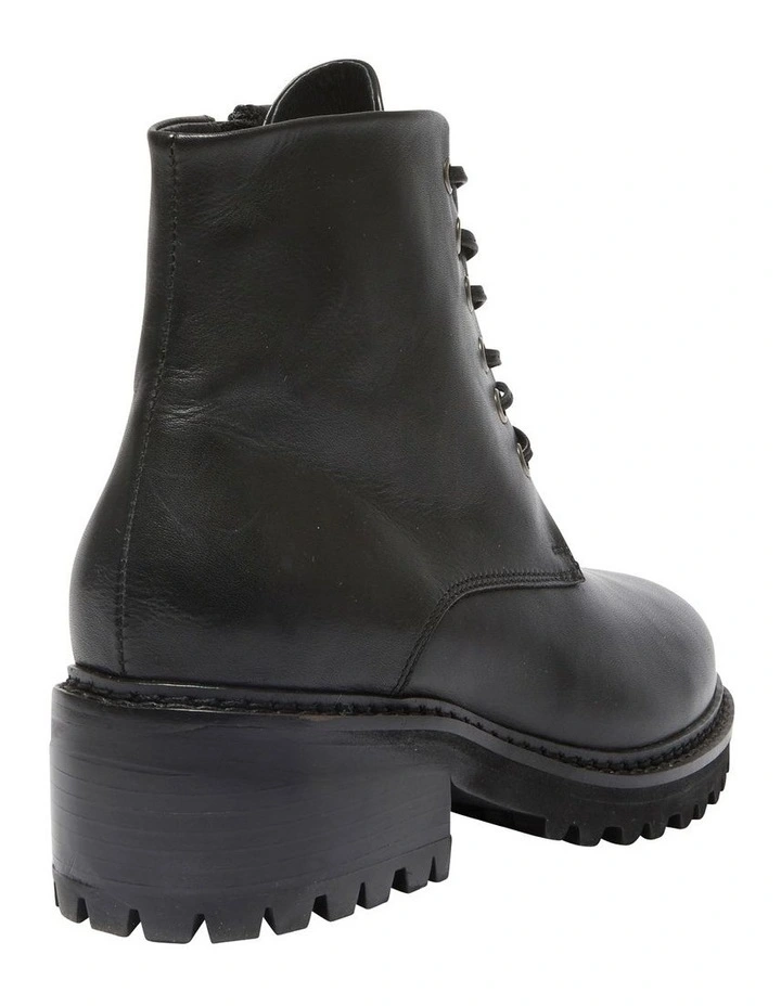 Tasman Boots in Black Leather image 4