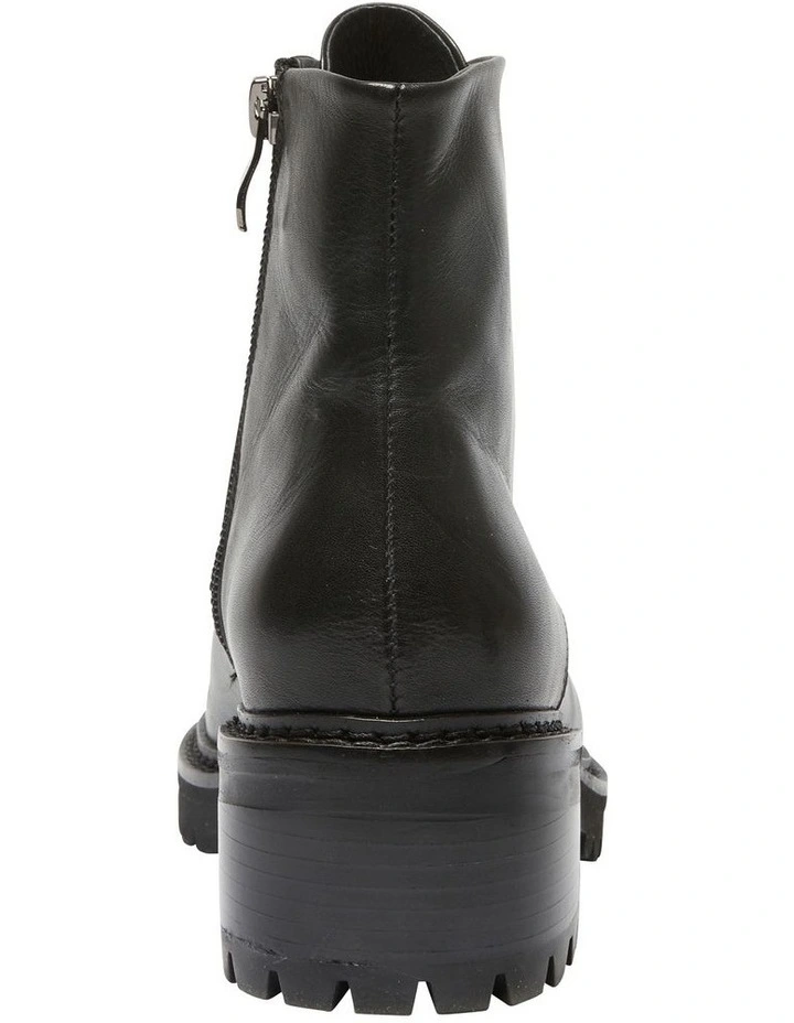 Tasman Boots in Black Leather image 5