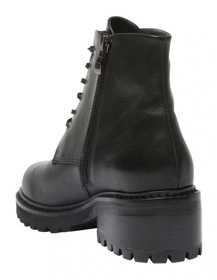 Tasman Boots in Black Leather image 6