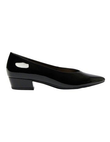 Reagan Heeled Shoes in Black Patent