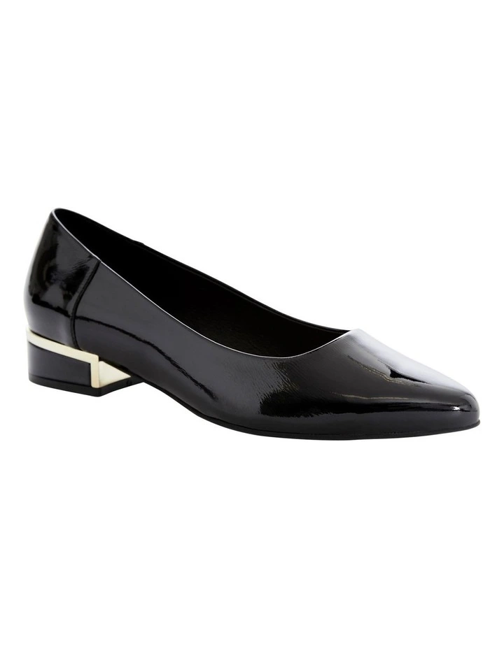 Sinatra Heeled Shoes in Black Patent Leather image 2
