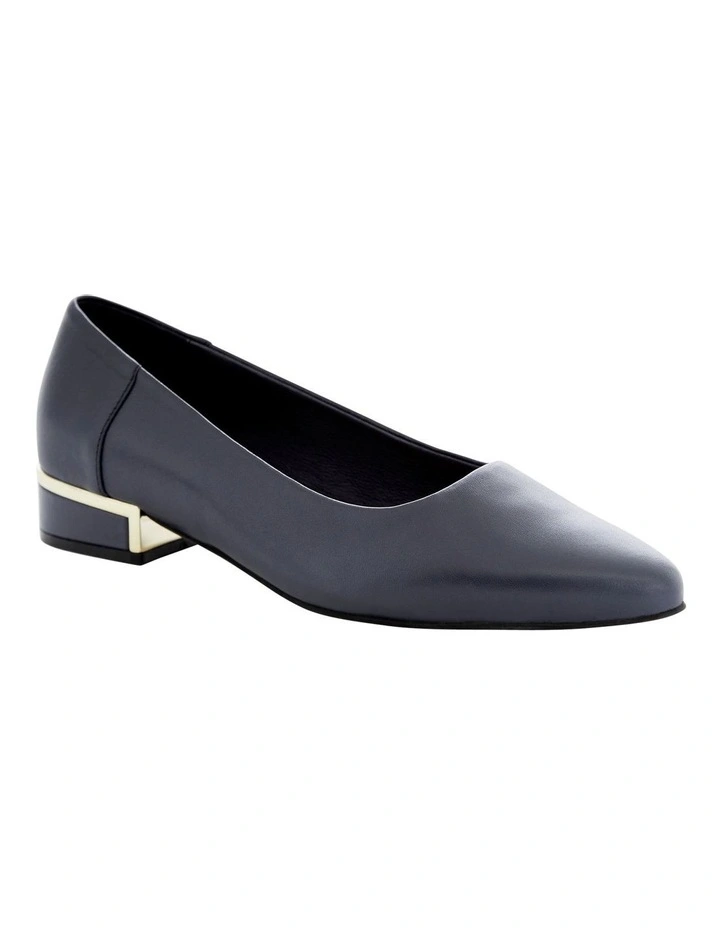 Sinatra Heeled Shoes in Navy Leather image 2