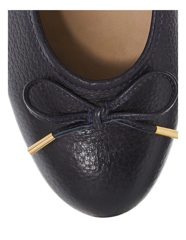 Azaria Flat Shoes in Navy Leather image 4