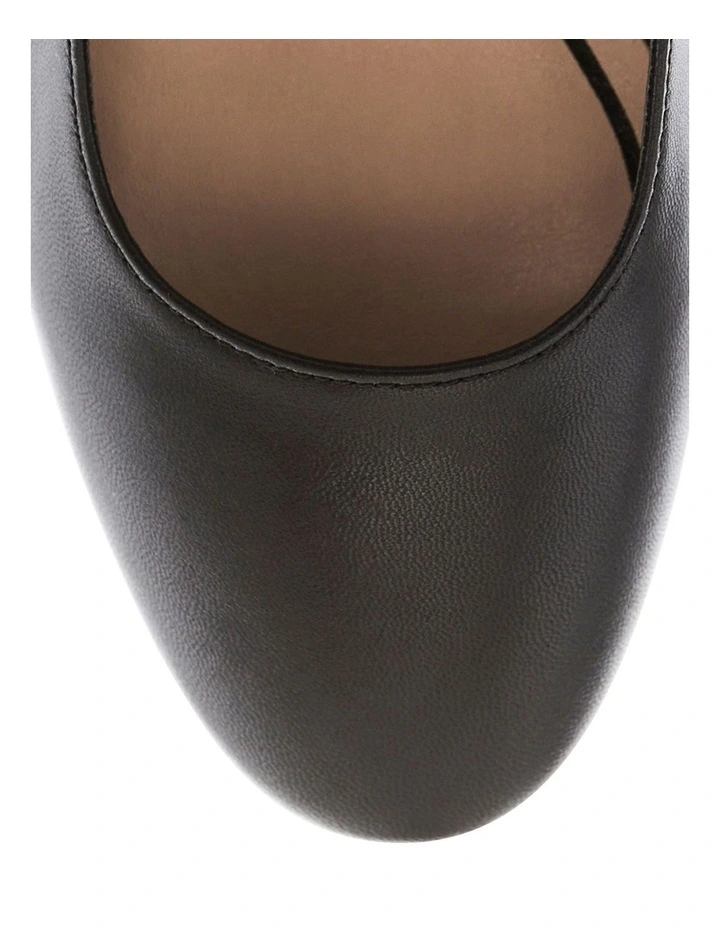Jenson Heeled Shoes in Black Leather image 4