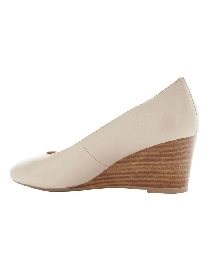 Jenson Heeled Shoes in Nude Leather image 3