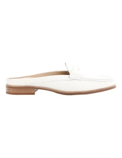 Tudor Flat Shoes in White Leather