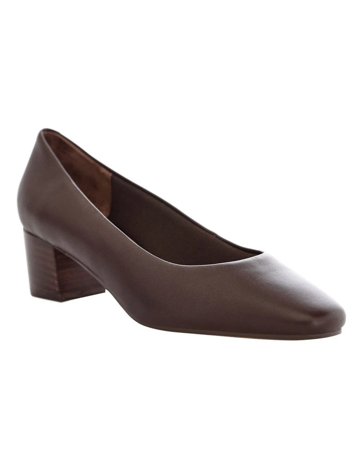 Gamma Leather Heeled Shoes in Chcocolate image 3