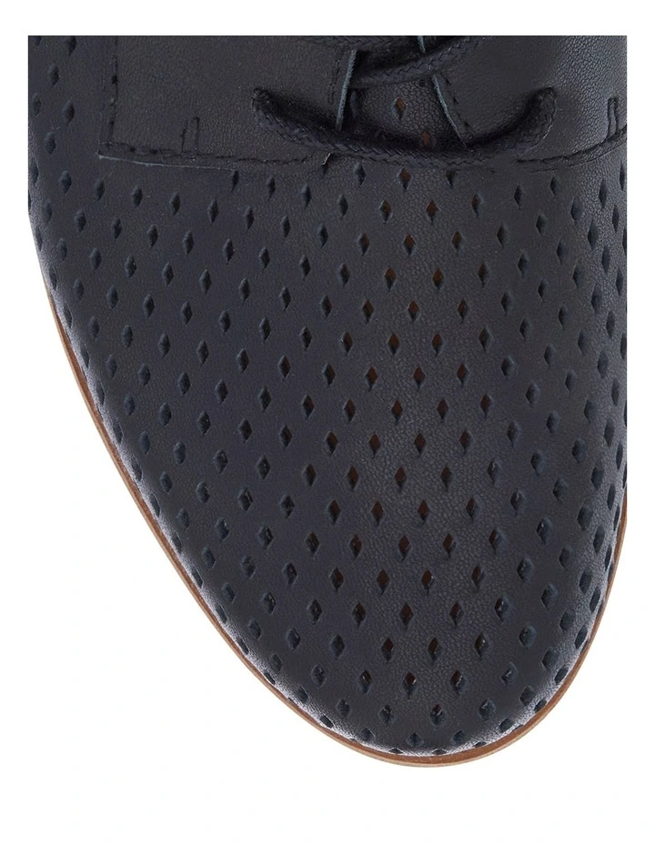 Damaris Flat Shoes in Black Leather image 4