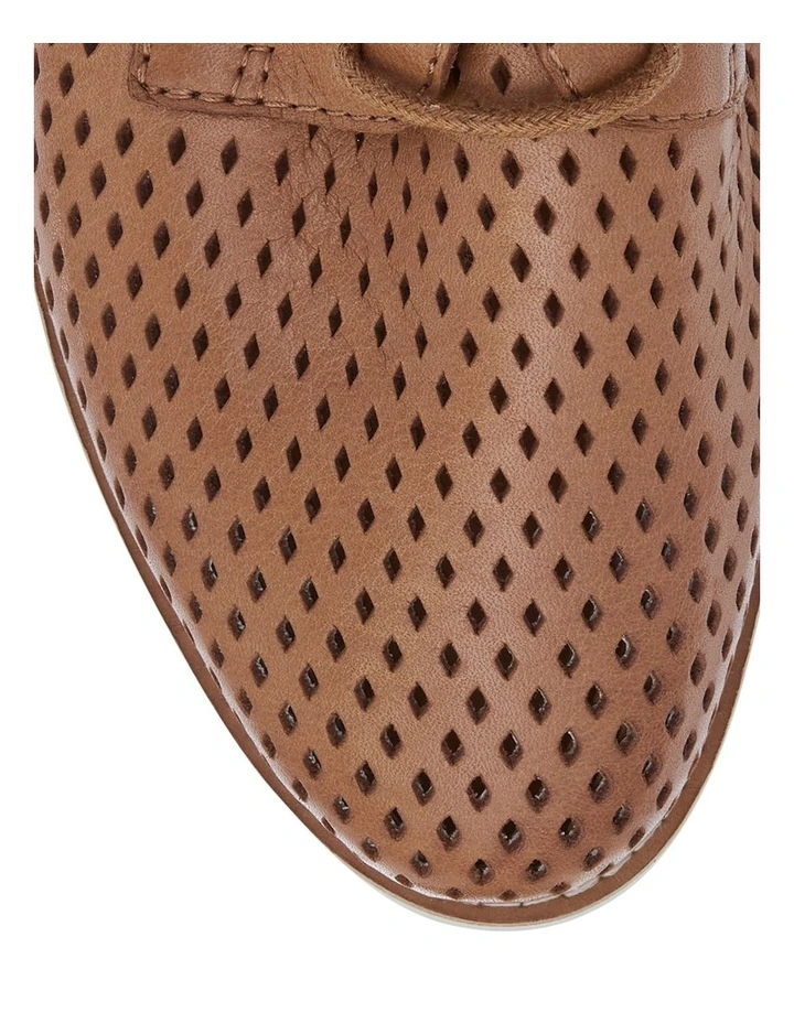 Damaris Flat Shoes in Tan Leather image 4