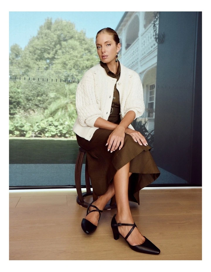 Adison Heeled Leather Shoes in Chocolate image 2