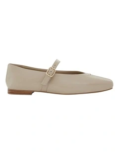 Pearl Ballet Flats in Ivory Leather