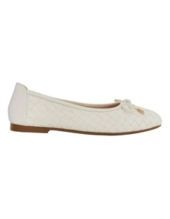 Alison Flat Shoes in Ivory Weave Leather