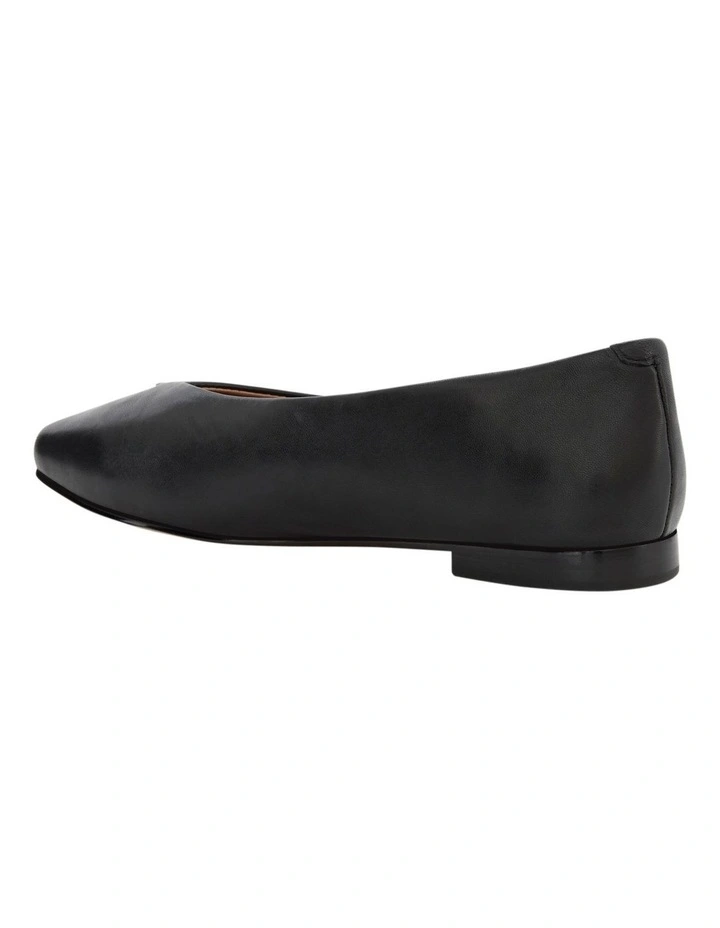 Piazza Ballet Flats in Black Leather image 3
