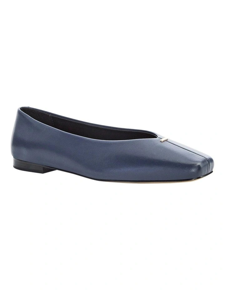 Piazza Ballet Flats in Navy Leather image 2