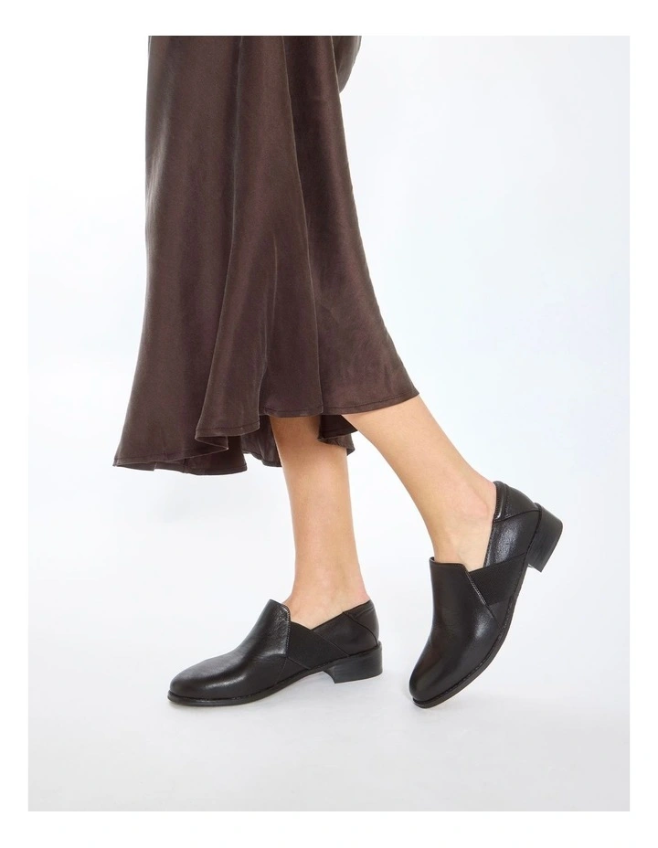 Baron Black Glove Flat Shoes image 2