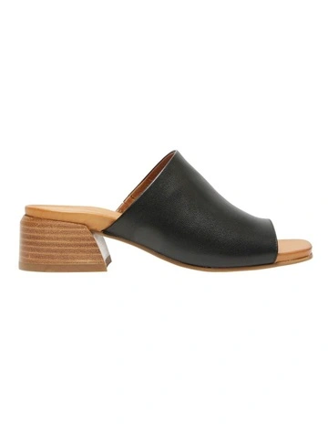 Carmen Sandals in Black Leather