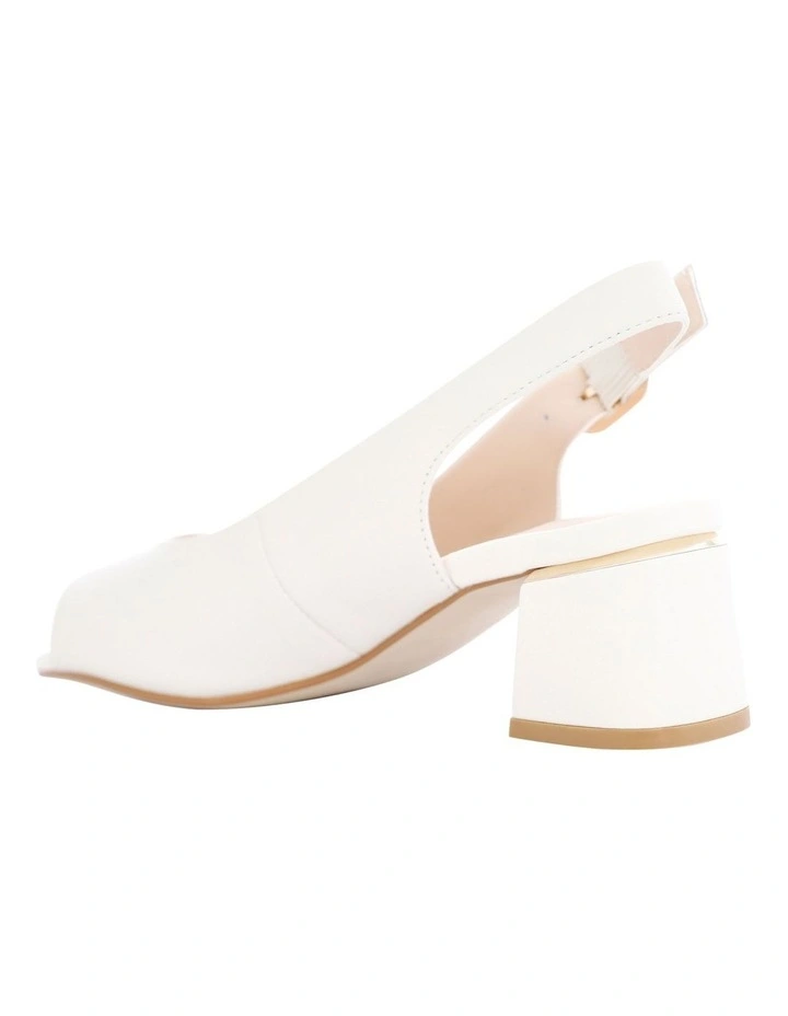 Martina Sandals in Ivory image 3